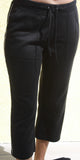 M7001 LooseFit Capri Pants